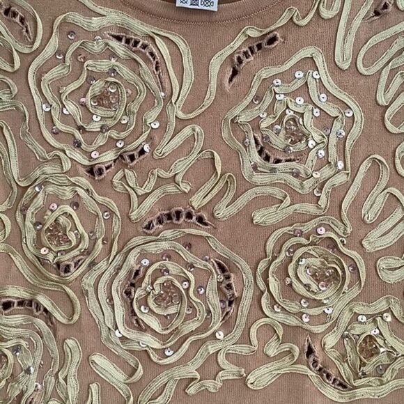 EMBELLISHED VISCOSE GOLD BEADS STRETCH WOMAN SLEEVELESS TOP SIZE 12 - Picture 4 of 7